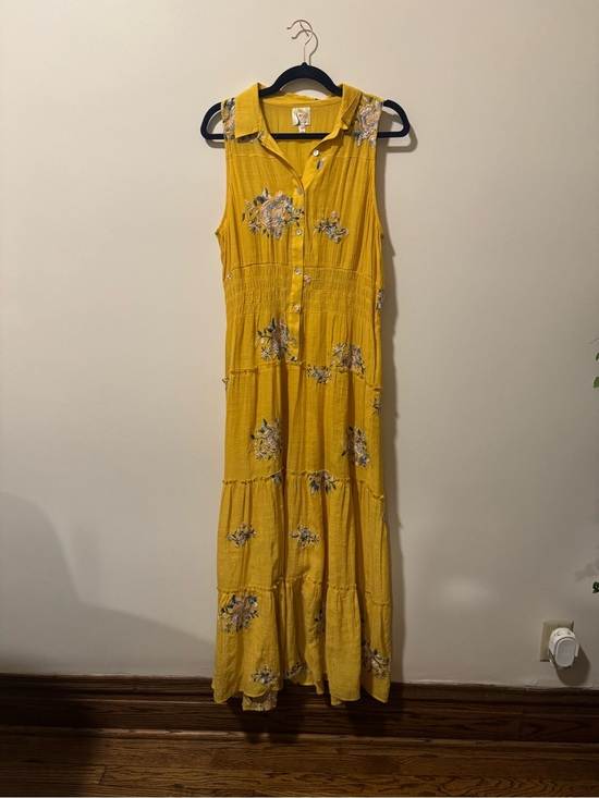 fig and flower Dresses & Skirts - fig and flower Mustard Yellow Sleeveless Floral Maxi Dress